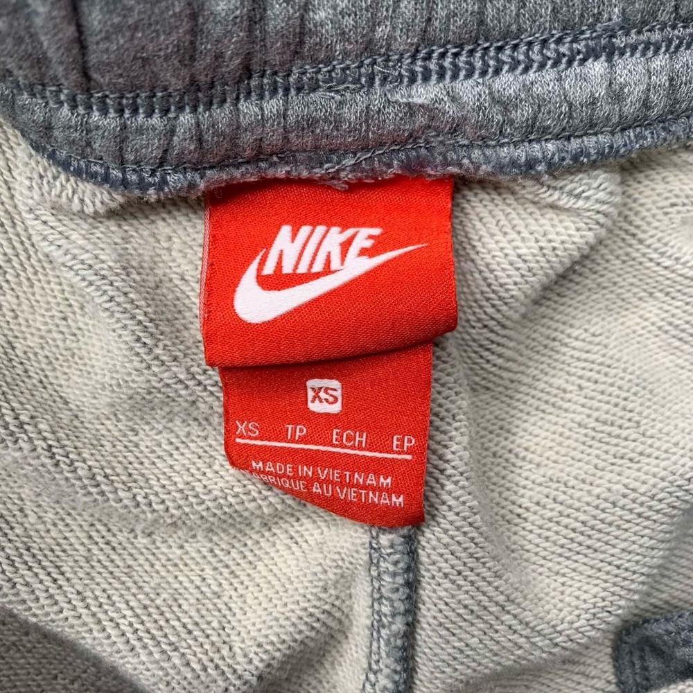 Nike Air Athletic Shorts Size XS Gray Drawstring Sweat Shorts - Picture 5 of 7
